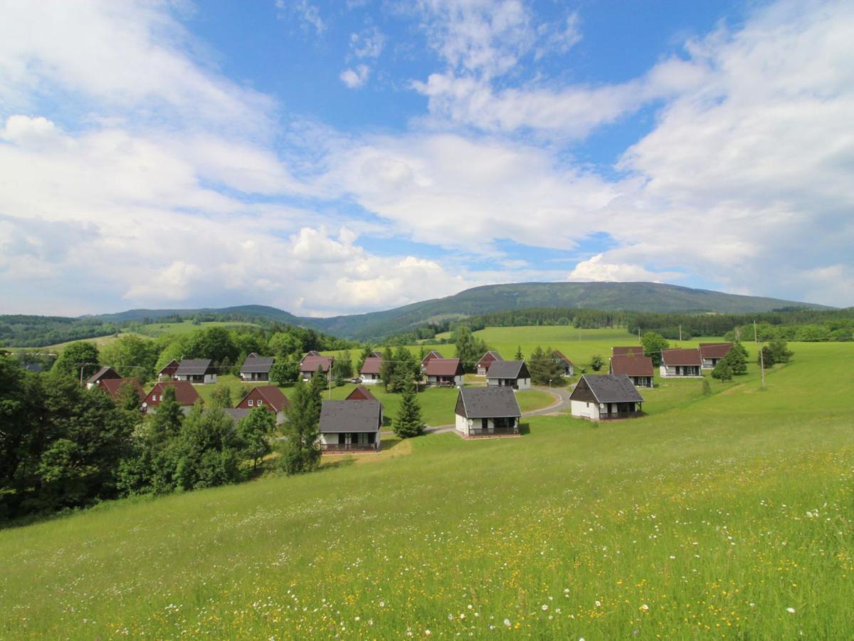 Holiday Home Holiday Hill 47 By Interhome Cista  Екстериор снимка